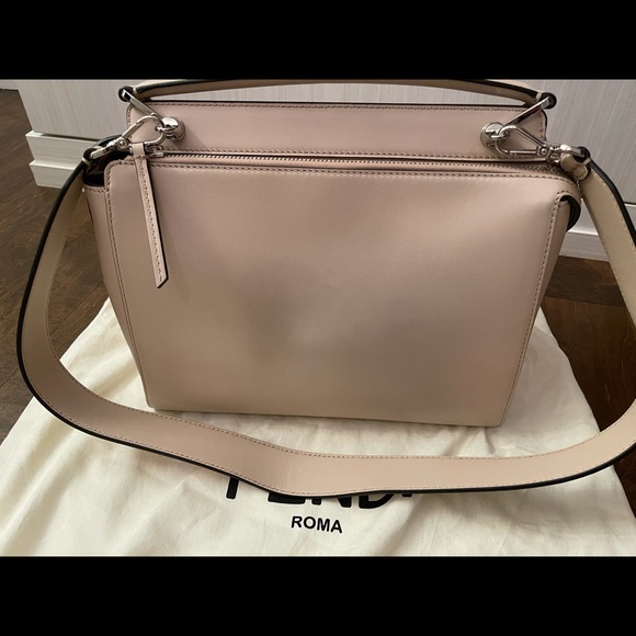 Fendi bag - Picture 4 of 11
